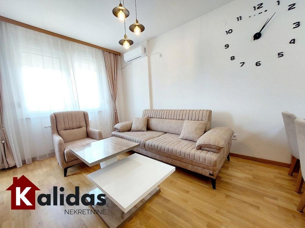 Slika 1 - Stan,NOVI SAD,AVIJACIJA,kv: 59, € 169950, ID: 1008836