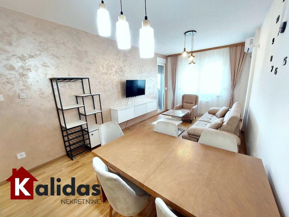 Slika 2 - Stan,NOVI SAD,AVIJACIJA,kv: 59, € 169950, ID: 1008836