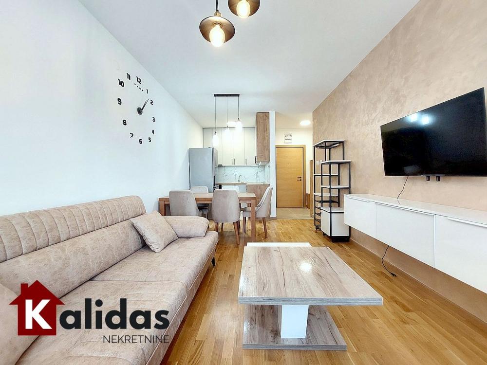 Slika 5 - Stan,NOVI SAD,AVIJACIJA,kv: 59, € 169950, ID: 1008836