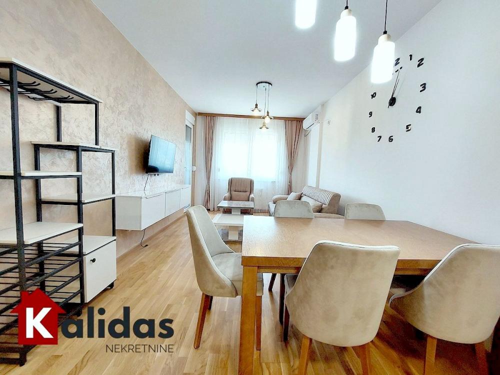 Slika 3 - Stan,NOVI SAD,AVIJACIJA,kv: 59, € 169950, ID: 1008836