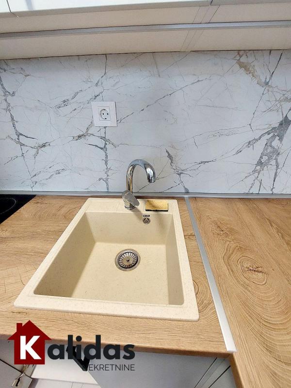 Slika 10 - Stan,NOVI SAD,AVIJACIJA,kv: 59, € 169950, ID: 1008836