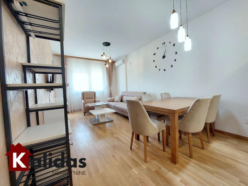 Slika 4 - Stan,NOVI SAD,AVIJACIJA,kv: 59, € 169950, ID: 1008836