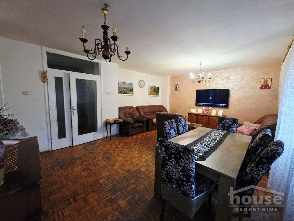 Slika 2 - Stan,NOVI SAD,BULEVAR,kv: 84.00, € 220000, ID: 1065857