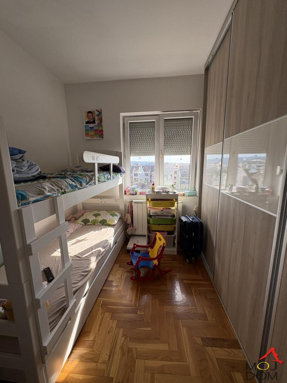 Slika 1 - Stan,NOVI SAD,BULEVAR EVROPE,kv: 41, € 124500, ID: 1032404