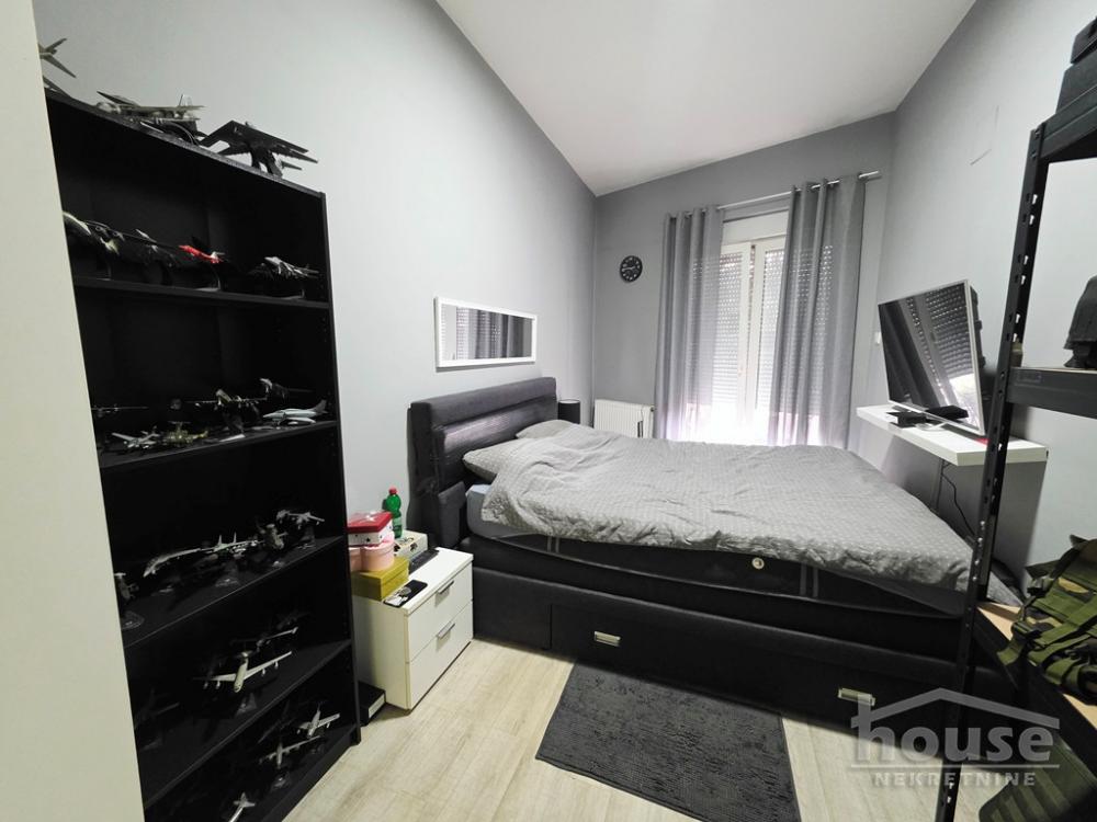 Slika 6 - Stan,NOVI SAD,BULEVAR,kv: 70.00, € 200000, ID: 1065932