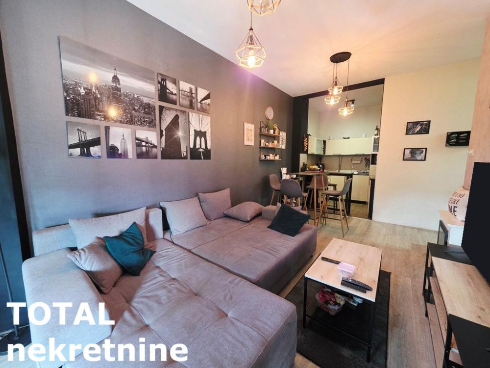 Slika 4 - Stan,NOVI SAD,BULEVAR,kv: 70.00, € 200000, ID: 1102778