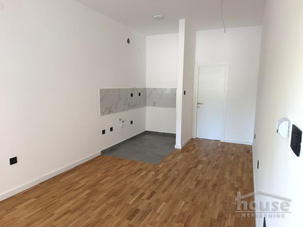 Slika 3 - Stan,NOVI SAD,TELEP,kv: 45.00, € 139000, ID: 1065948