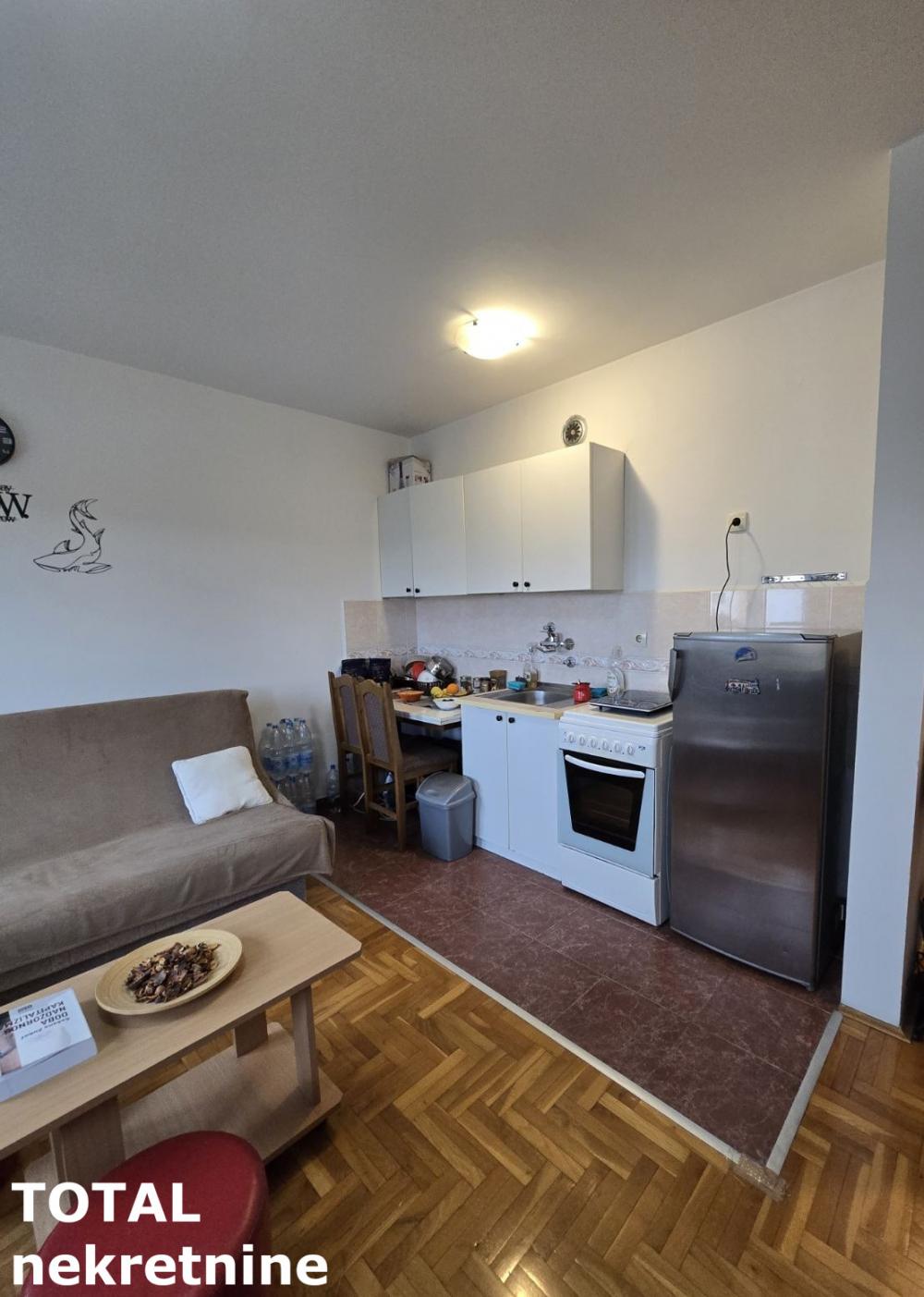 Slika 2 - Stan,NOVI SAD,BULEVAR PATRIJARHA PAVLA,kv: 23.00, € 76000, ID: 1102733