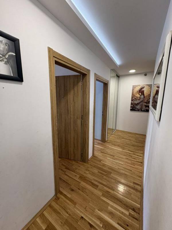 Slika 8 - Dvoiposoban stan ,Salajka