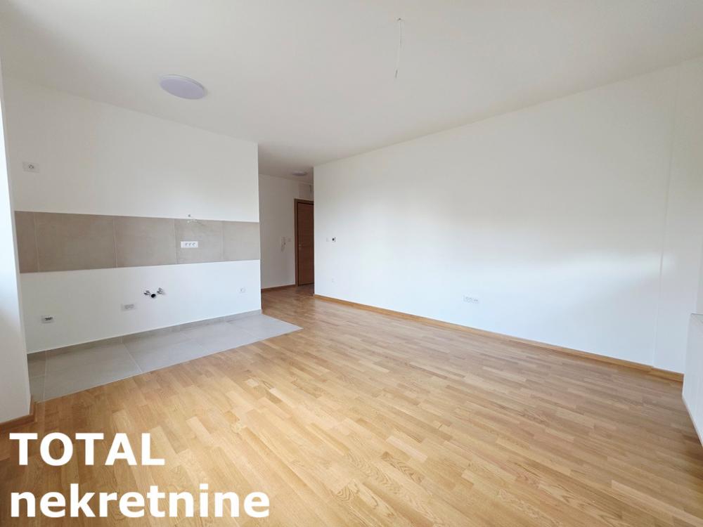 Slika 1 - Stan,NOVI SAD,TELEP,kv: 28.00, € 76950, ID: 1102763