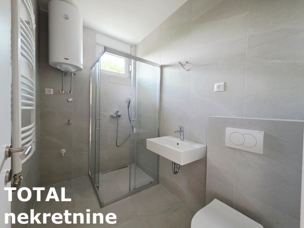 Slika 3 - Stan,NOVI SAD,TELEP,kv: 28.00, € 76950, ID: 1102763