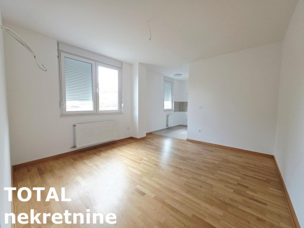 Glavna slika -Stan,NOVI SAD,TELEP,kv: 27.00, € 74960, ID: 1102762