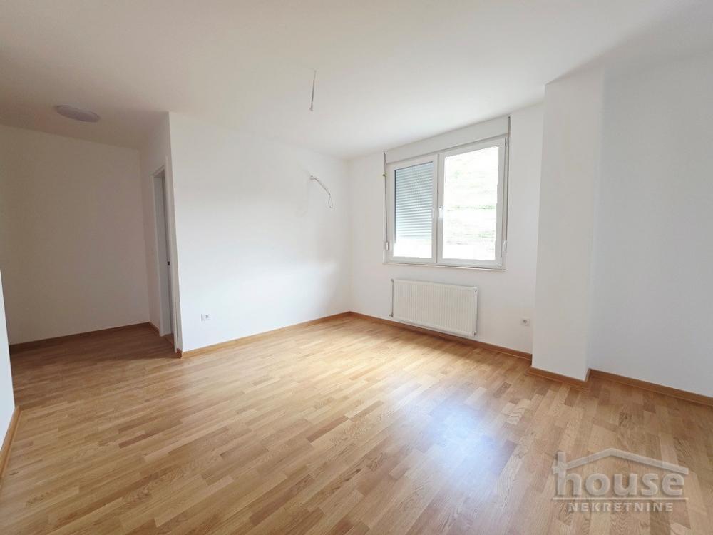 Slika 2 - Stan,NOVI SAD,TELEP,kv: 27.00, € 74960, ID: 1065916