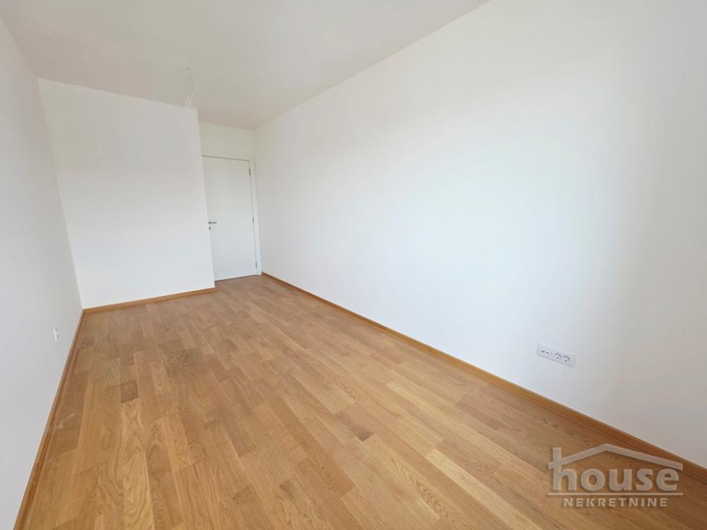 Slika 8 - Stan,NOVI SAD,TELEP,kv: 79.00, € 216120, ID: 1065909