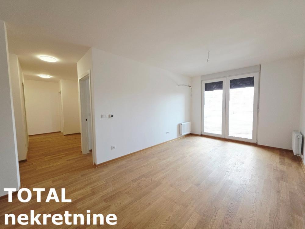 Glavna slika -Stan,NOVI SAD,TELEP,kv: 79.00, € 216840, ID: 1102754