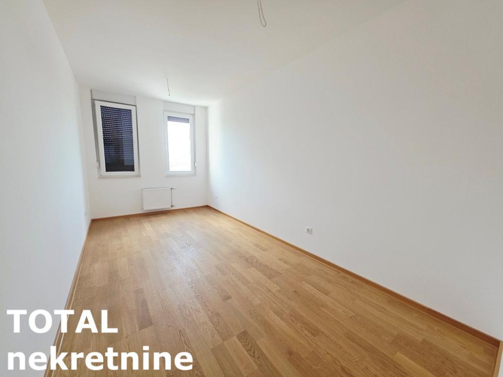 Slika 7 - Stan,NOVI SAD,TELEP,kv: 79.00, € 216840, ID: 1102754