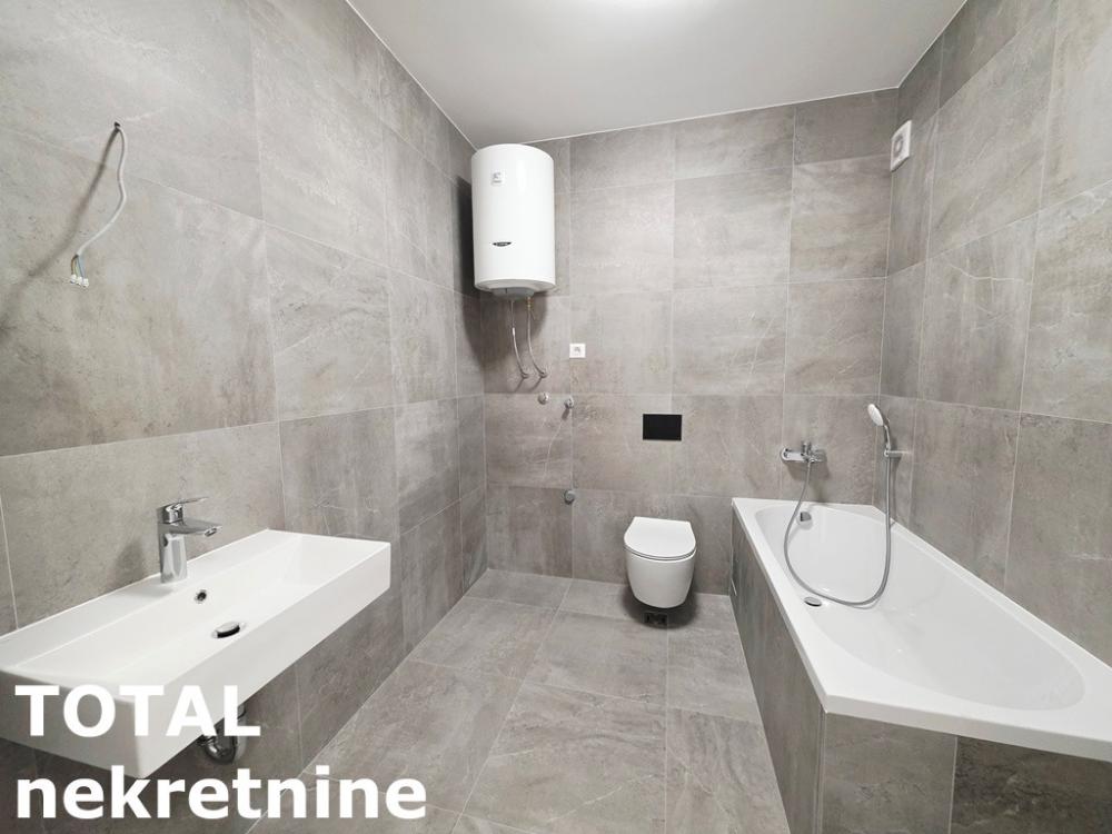 Slika 9 - Stan,NOVI SAD,TELEP,kv: 79.00, € 216840, ID: 1102754