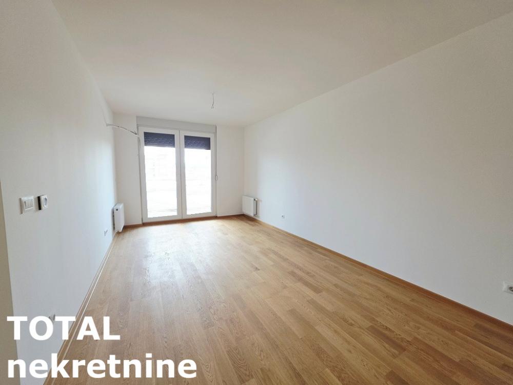 Slika 3 - Stan,NOVI SAD,TELEP,kv: 79.00, € 216840, ID: 1102754