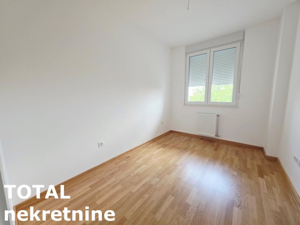 Slika 5 - Stan,NOVI SAD,TELEP,kv: 45.00, € 123670, ID: 1102757