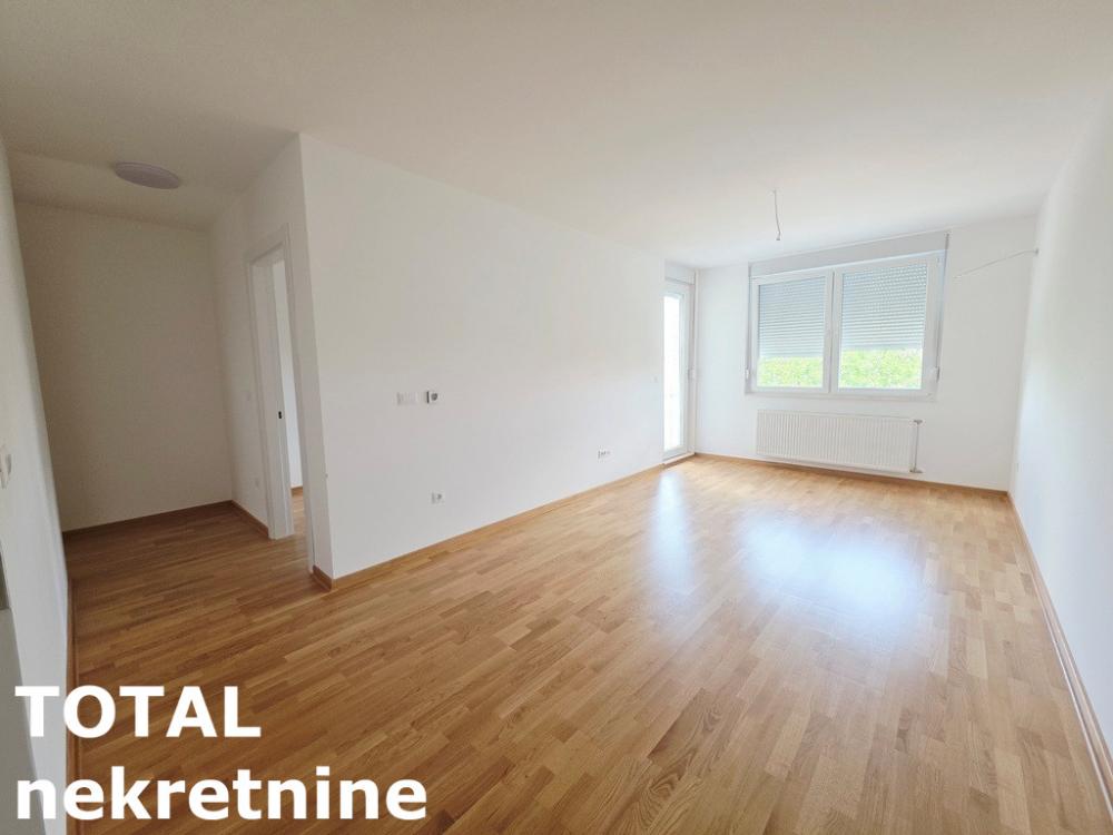 Slika 3 - Stan,NOVI SAD,TELEP,kv: 45.00, € 123670, ID: 1102757