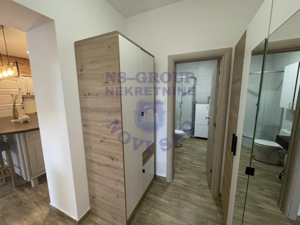 Slika 0 - Jednoiposoban, 45m2, Petrovaradin Novi Sad