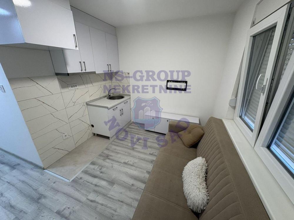 Slika 6 - Jednoiposoban, 26m2, Adice Novi Sad