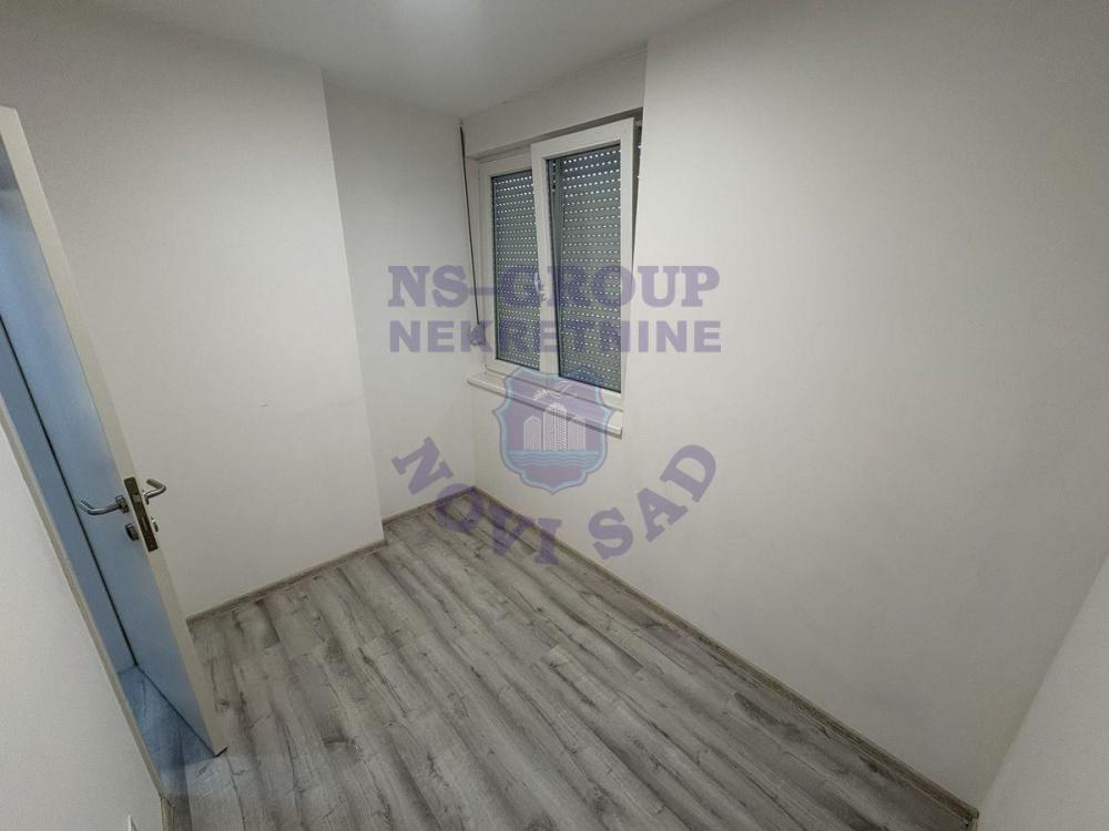Slika 3 - Jednoiposoban, 26m2, Adice Novi Sad