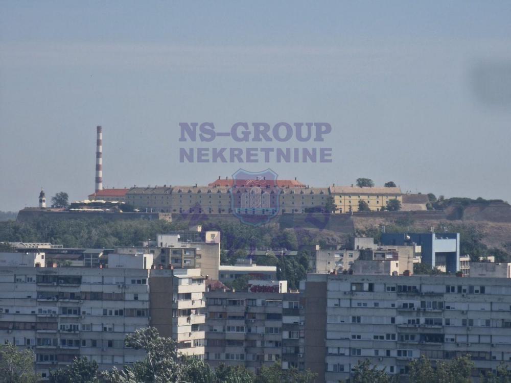 Slika 9 - Kompletno renoviran trosoban stan na Limanu 3!