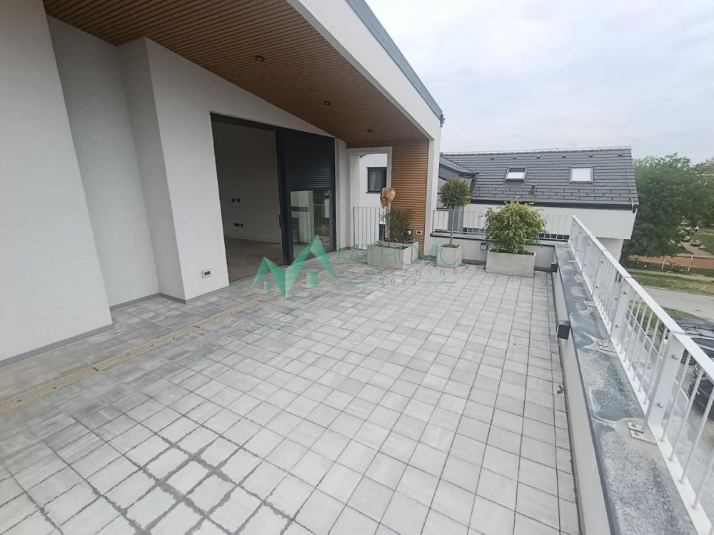 Slika 3 - Telep 185 m2 nov petosoban penthouse sa duplom garažom i krovnom terasom 