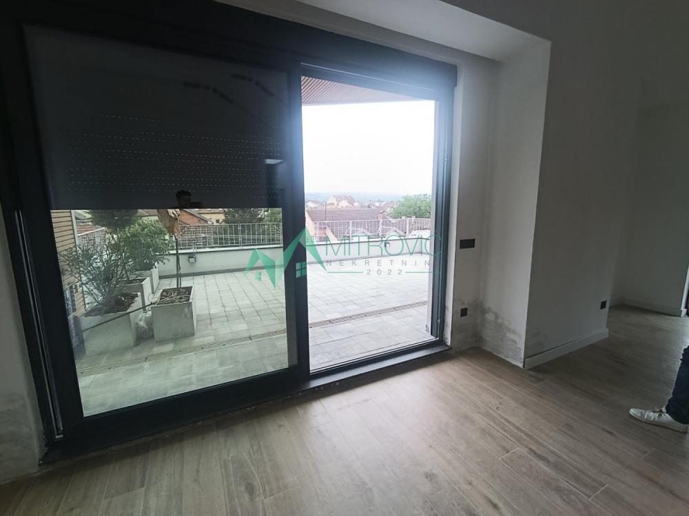 Slika 6 - Telep 185 m2 nov petosoban penthouse sa duplom garažom i krovnom terasom 