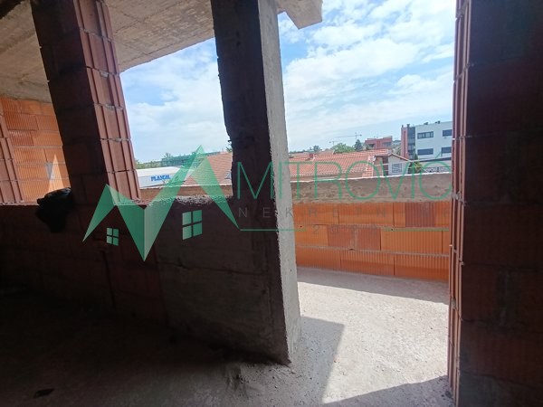 Slika 7 - U BLIZINI FUTOŠKOG PUTA ČETVOROSOBAN PENTHOUSE UZ MOGUĆNOST VELIKE KROVNE TERASE 