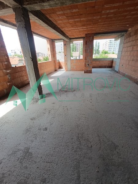 Slika 4 - U BLIZINI FUTOŠKOG PUTA ČETVOROSOBAN PENTHOUSE UZ MOGUĆNOST VELIKE KROVNE TERASE 