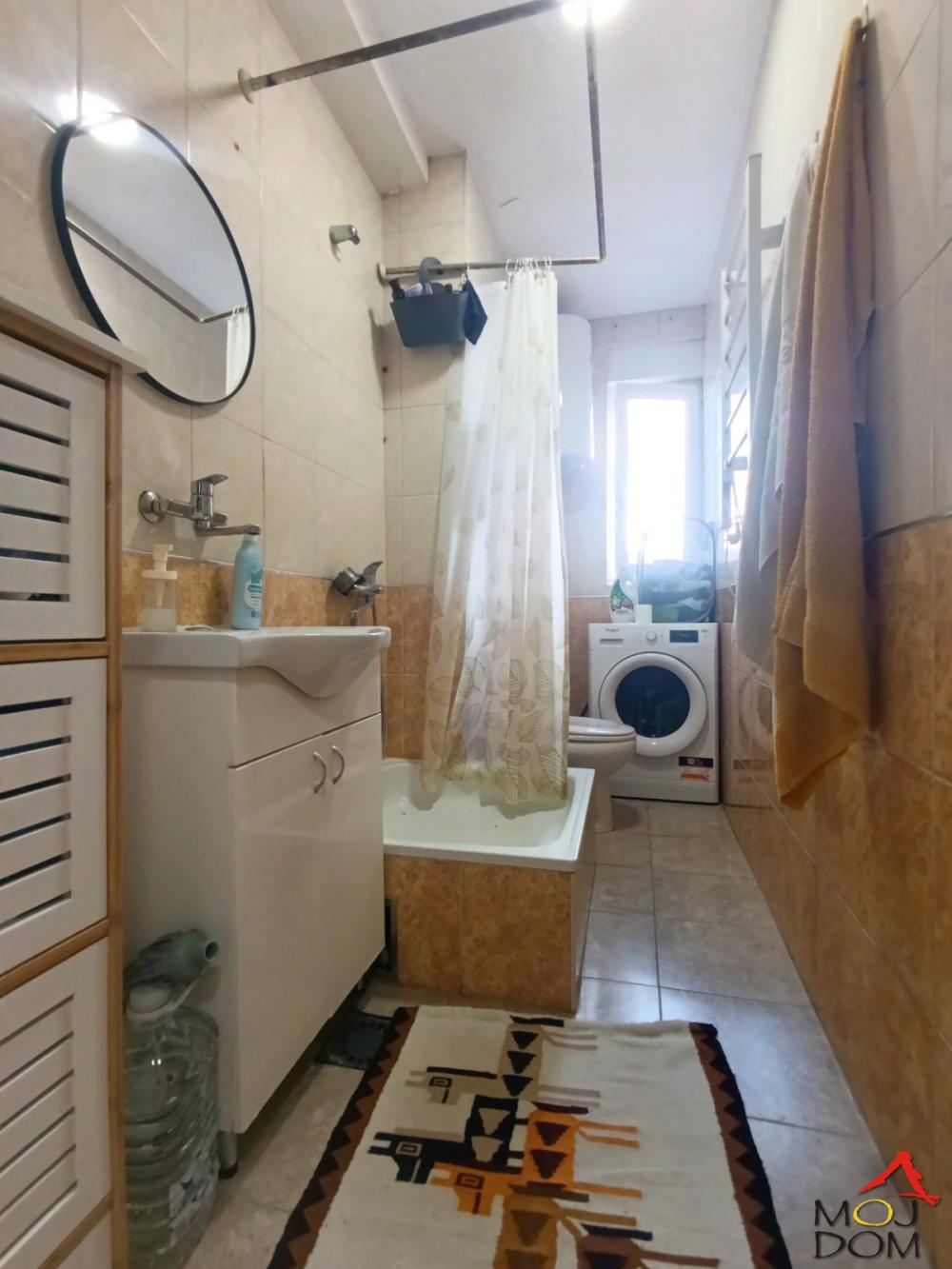 Slika 7 - Stan,NOVI SAD,TELEP,kv: 44, € 113300, ID: 1032420
