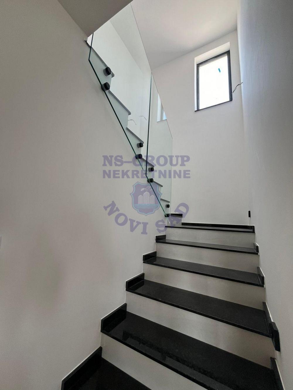 Slika 8 - Četvorosoban, 137m2, Mišeluk Novi Sad