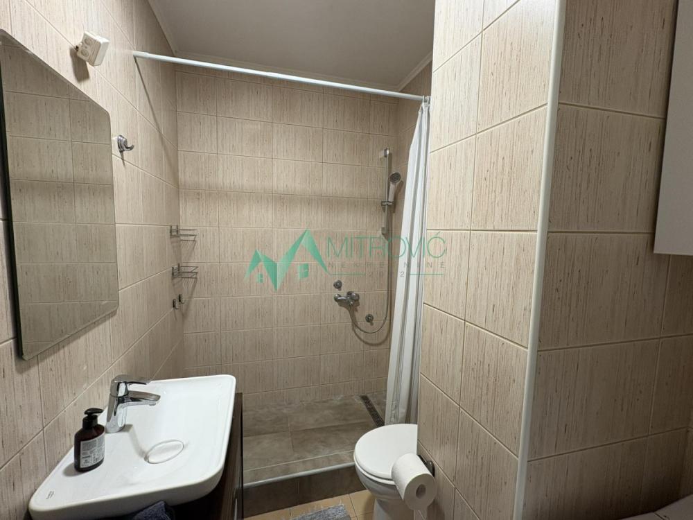 Slika 7 - Prodaja jednoiposobnog stana na Sajmu – 42 m² (Šifra: 1004436) 