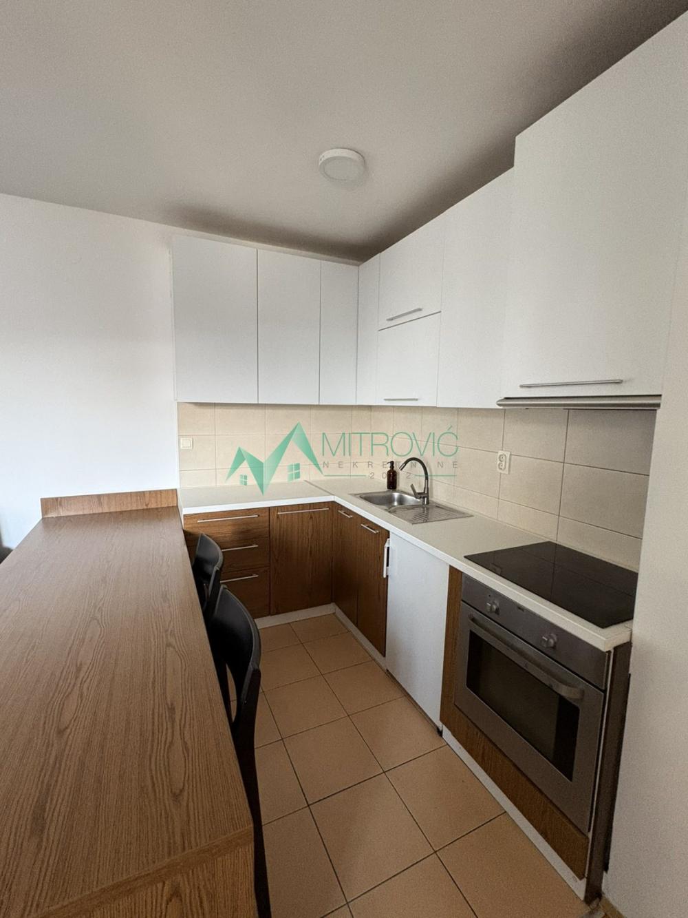 Slika 3 - Prodaja jednoiposobnog stana na Sajmu – 42 m² (Šifra: 1004436) 