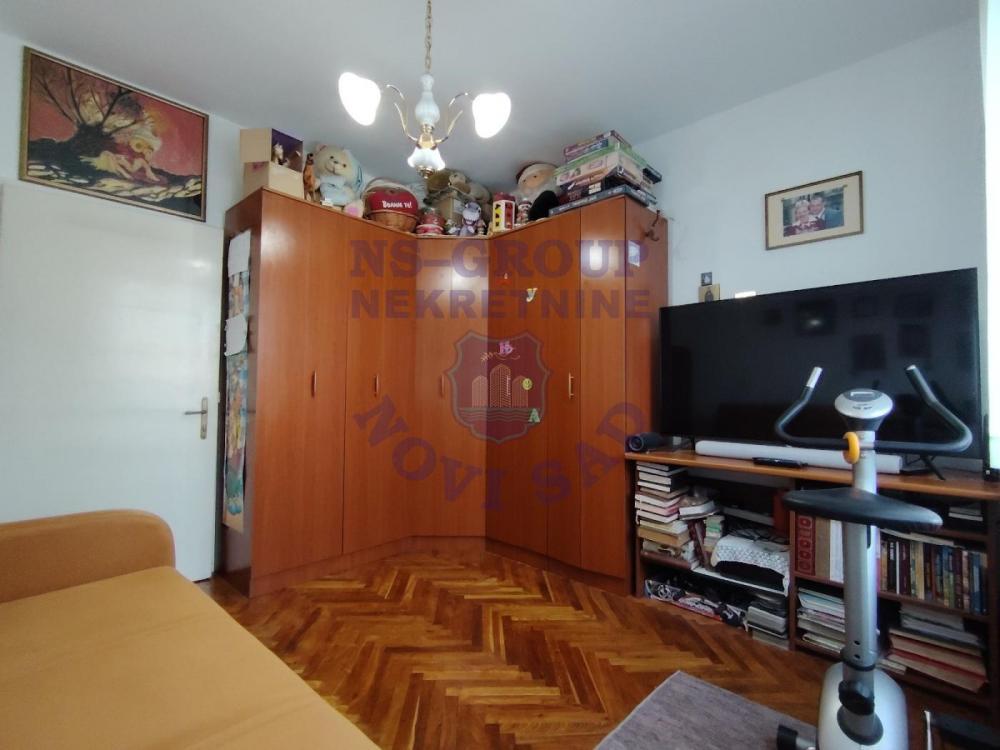Glavna slika -Dvosoban, 48m2, Podbara Novi Sad, sa terasom