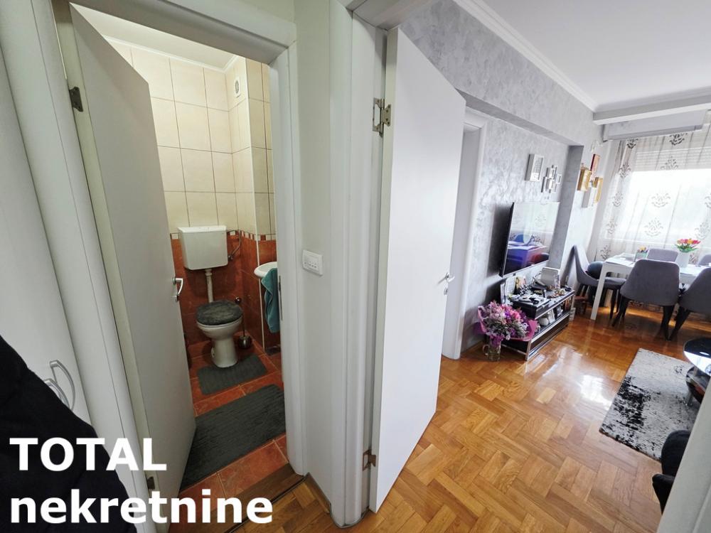 Slika 9 - Stan,NOVI SAD,CENTAR,kv: 44.00, € 135000, ID: 1102782
