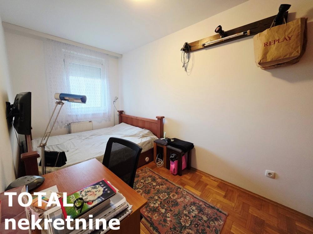 Slika 5 - Stan,NOVI SAD,CENTAR,kv: 44.00, € 135000, ID: 1102782