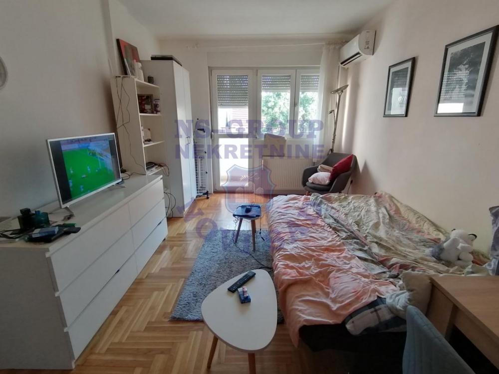 Glavna slika -Jednosoban, 25m2, Podbara Novi Sad, sa terasom
