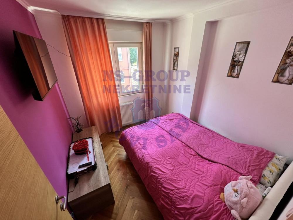 Slika 9 - Na prodaju triposoban stan na Detelinari