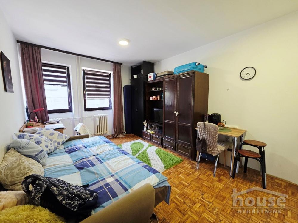 Slika 1 - Stan,NOVI SAD,BULEVAR,kv: 22.00, € 80000, ID: 1065952