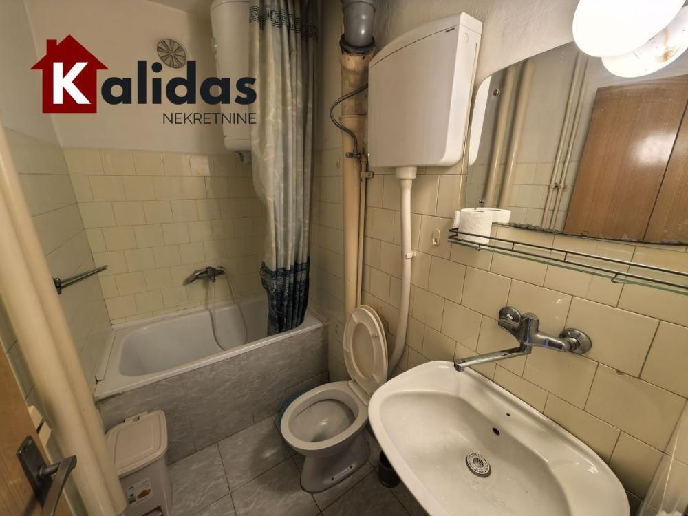 Slika 4 - Stan,NOVI SAD,LIMAN 2,kv: 26, € 95480, ID: 1008846