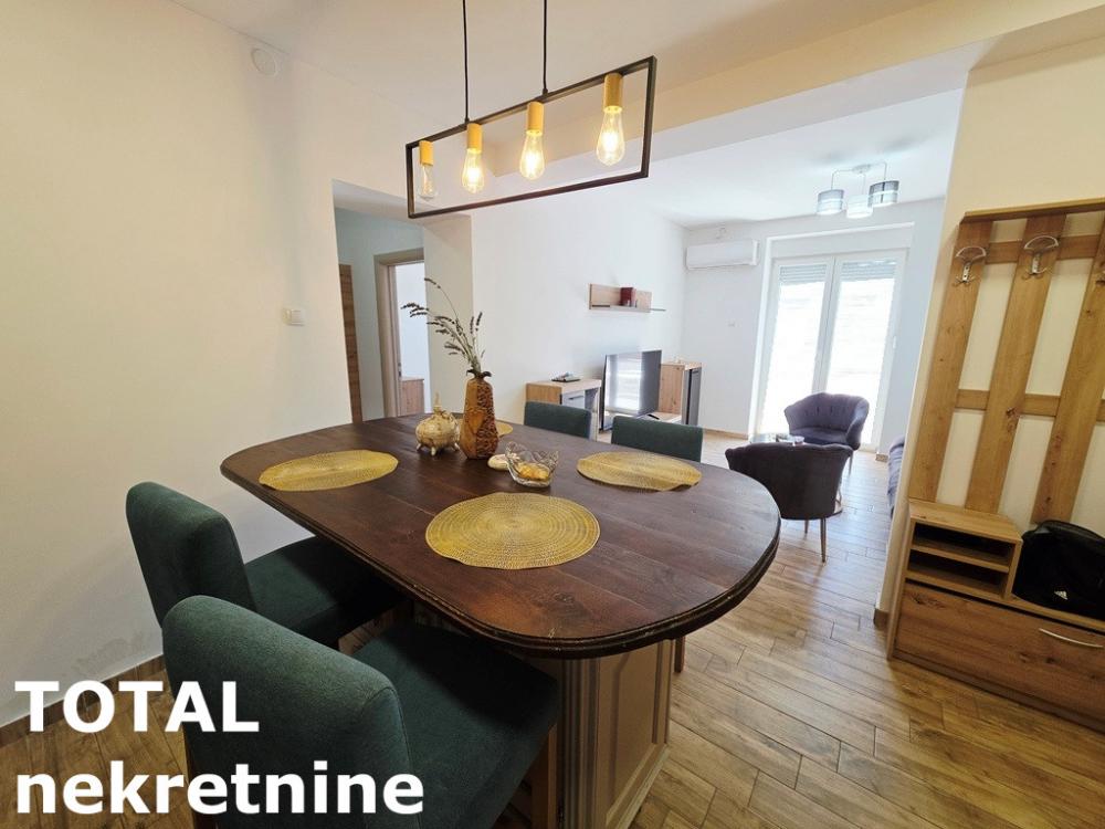 Slika 4 - Stan,PETROVARADIN,PETROVARADIN,kv: 45.00, € 87500, ID: 1102750