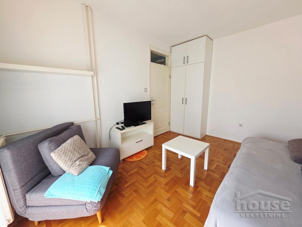 Slika 2 - Stan,NOVI SAD,CENTAR,kv: 23.00, € 87000, ID: 1065869