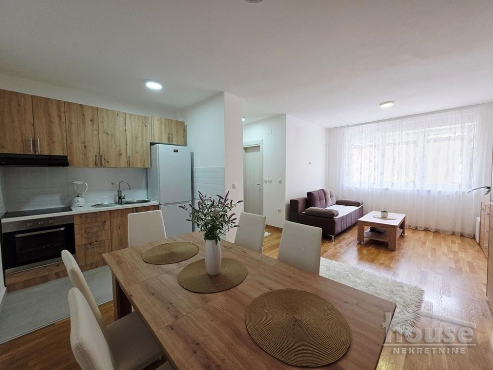 Slika 6 - Stan,NOVI SAD,ADICE,kv: 32.00, € 65500, ID: 1065958