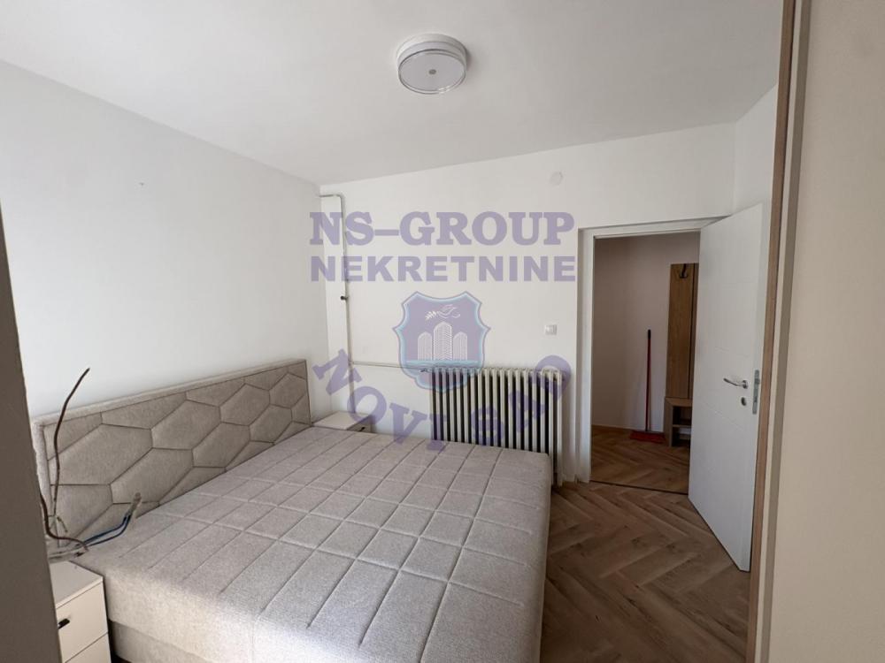 Slika 5 - Prodaja stana, 33m2, Satelit Novi Sad, sa terasom