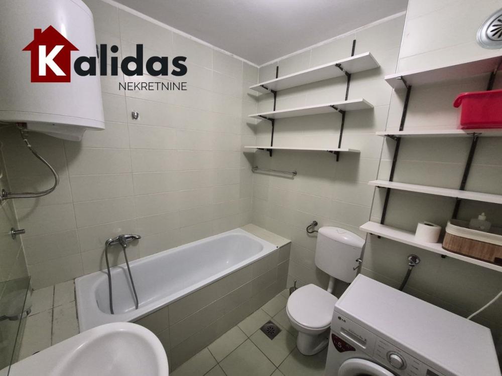 Slika 9 - Stan,NOVI SAD,NOVO NASELJE,kv: 42, € 127700, ID: 1008856