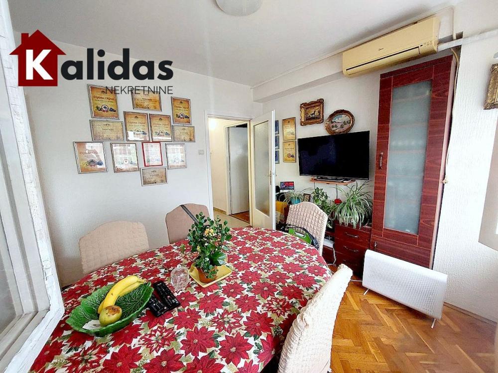 Slika 4 - Stan,NOVI SAD,BULEVAR,kv: 70, € 173000, ID: 1008845