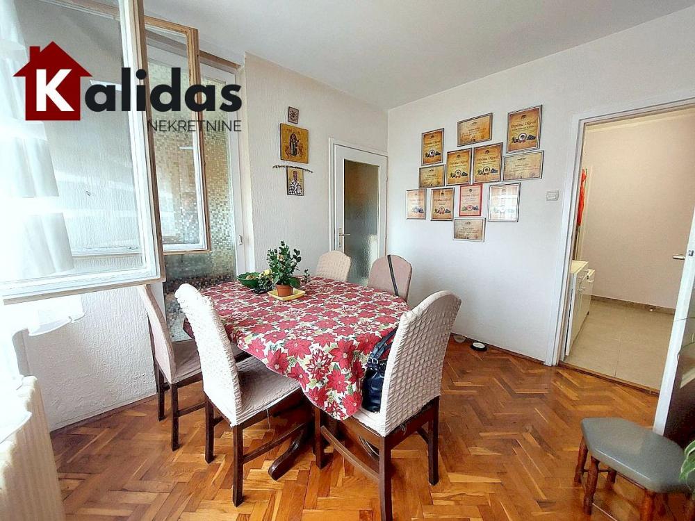 Slika 5 - Stan,NOVI SAD,BULEVAR,kv: 70, € 173000, ID: 1008845